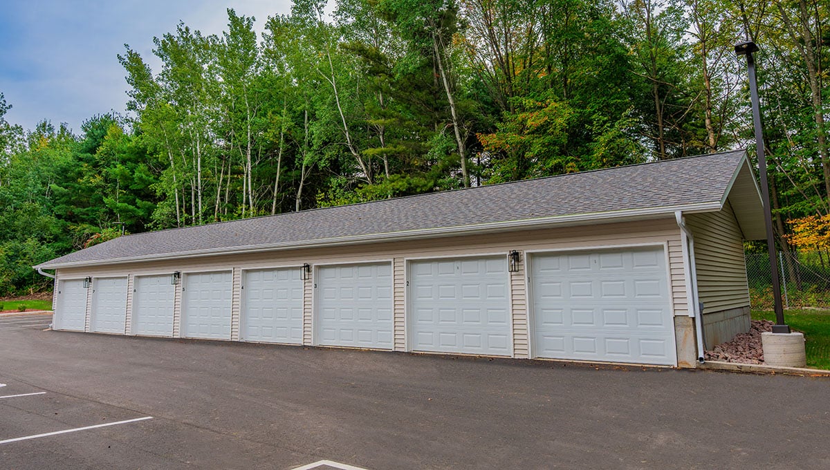 apartment-detached-garages-construction