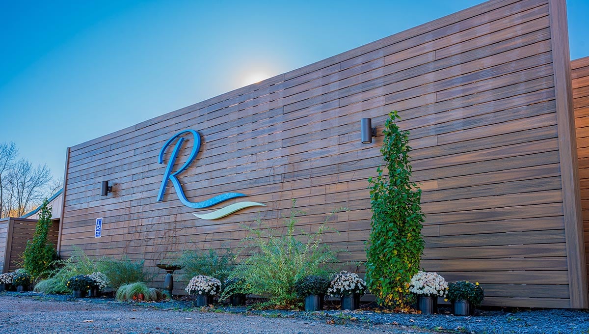 ballroom-exterior-updates-marathon-city-wi