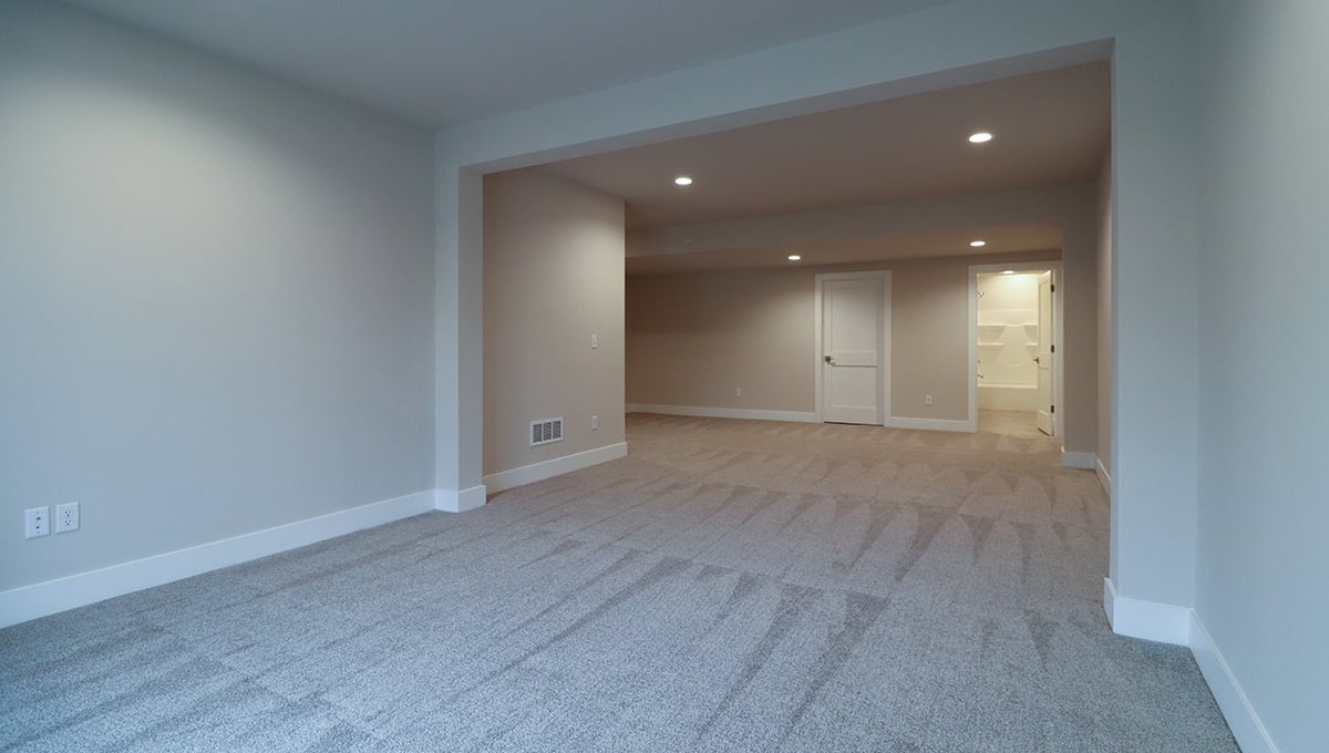 burlington-wisconsin-condo-living-room