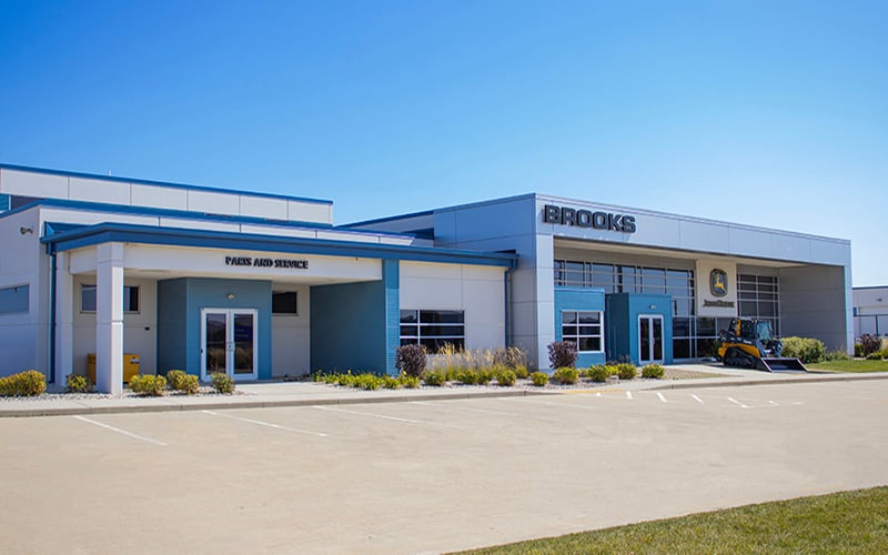 commercial-construction-equipment-dealer brooks-3