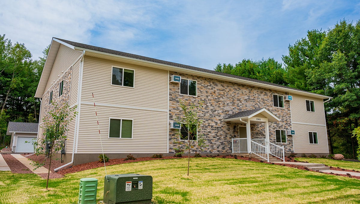 eight-unit-apartment-construction-schofield