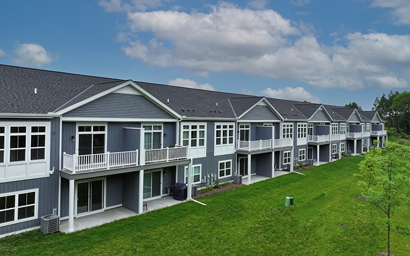 falcon-woods-condominiums-burlington-wisconsin-1-2