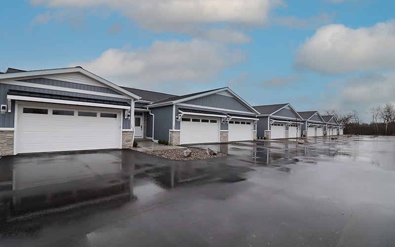 falcon-woods-condominiums-burlington-wisconsin-2