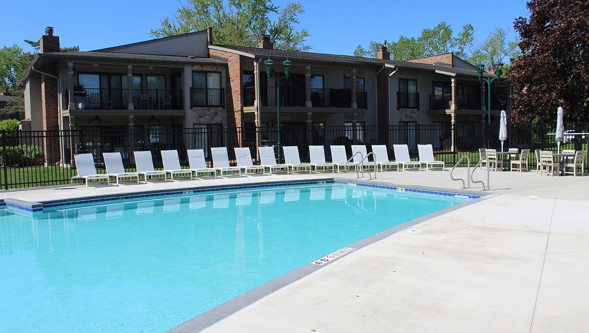 fontana-wi-community-pool-new-construction