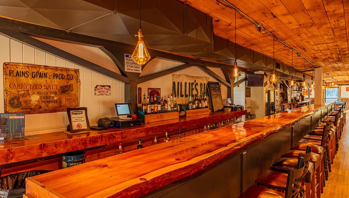 marathon-city-wi-wedding-venue-renovation