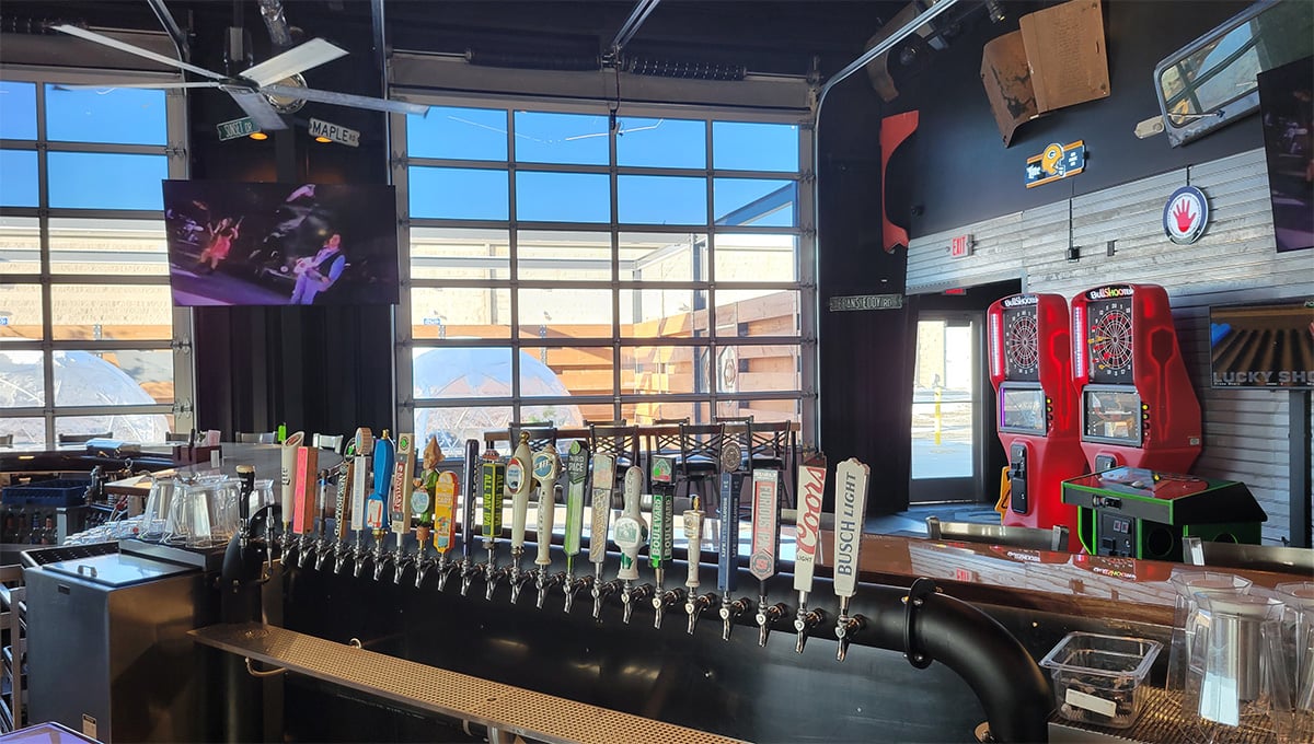 outdoor-patio-bar-construction-wausau