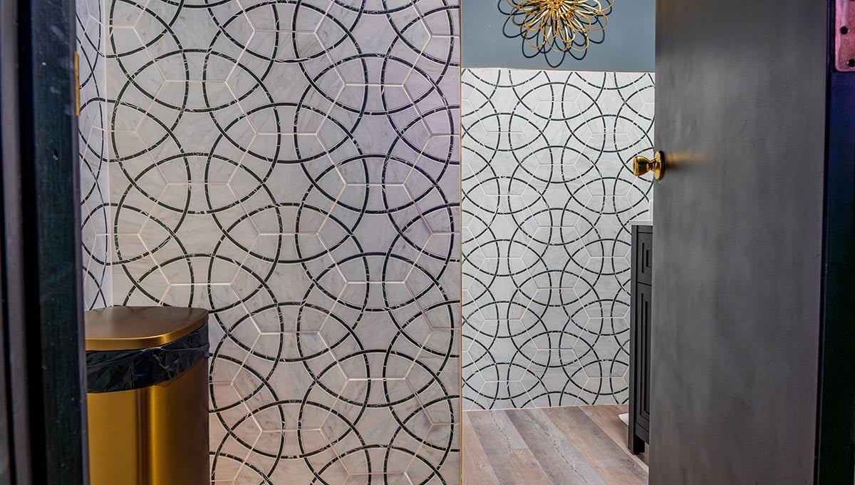 wisconsin-bar-remodel-vip-area