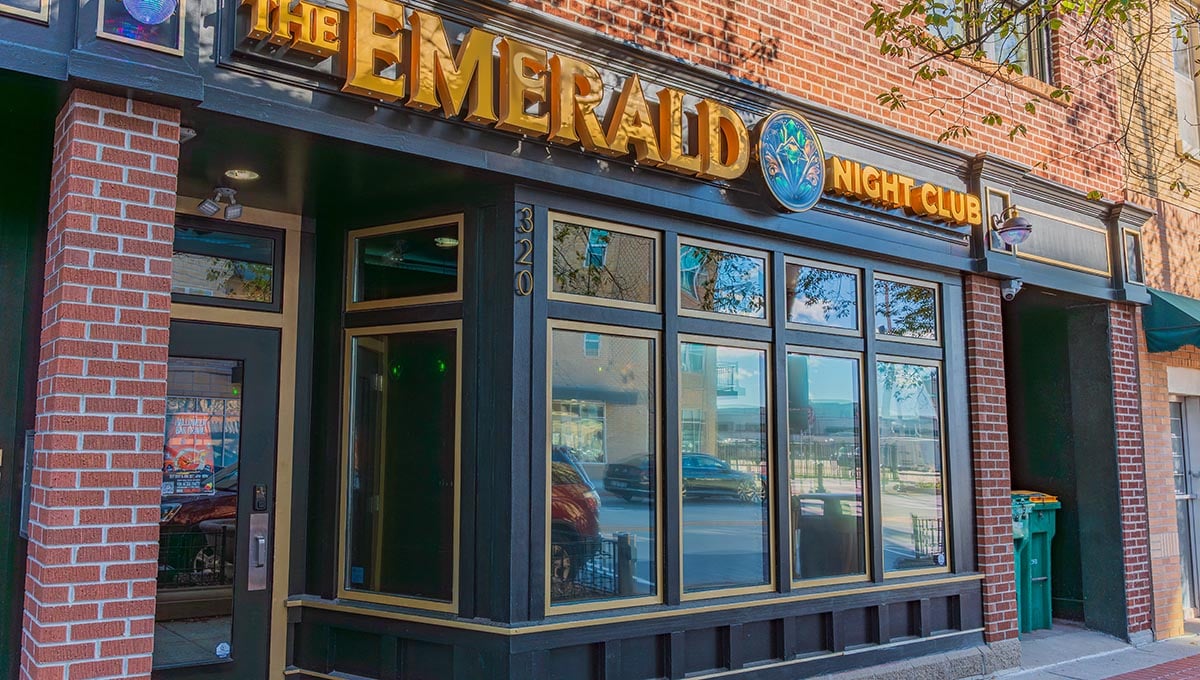 wisconsin-nightclub-remodel-interior-bar