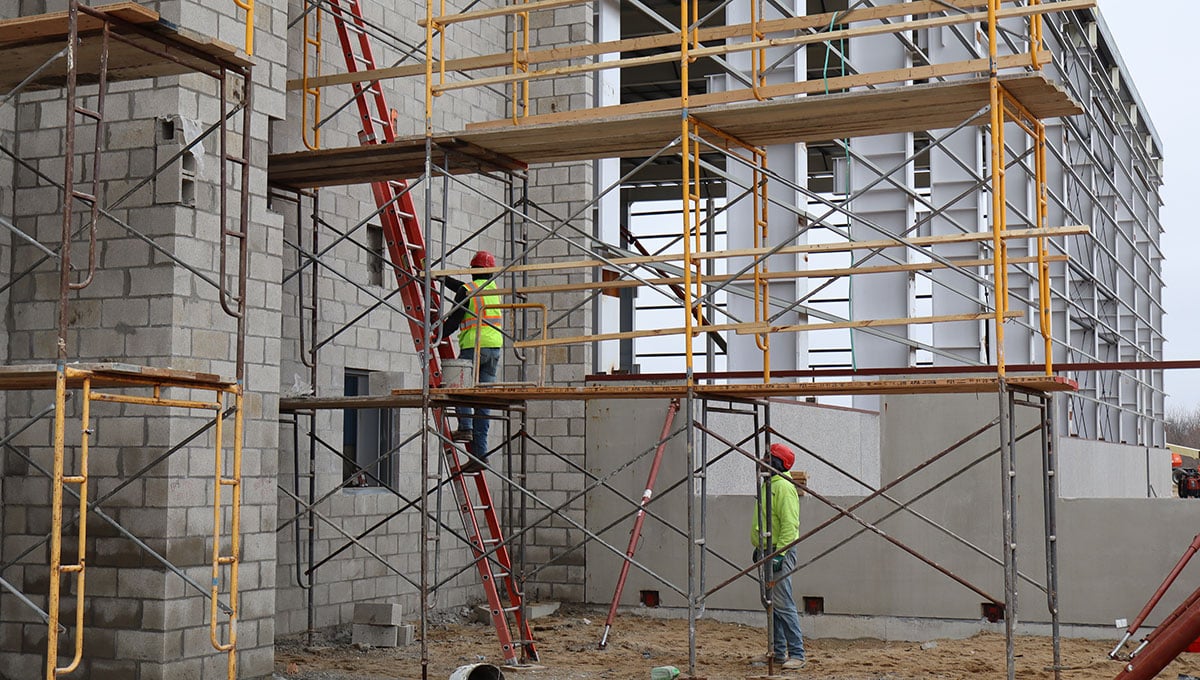 wisconsin-warehouse-builder