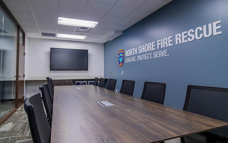 firehouse-conference-room-design